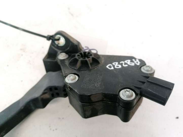Subaru Forester SG (2006 - 2008)  1988007060 Педаль акселератора
