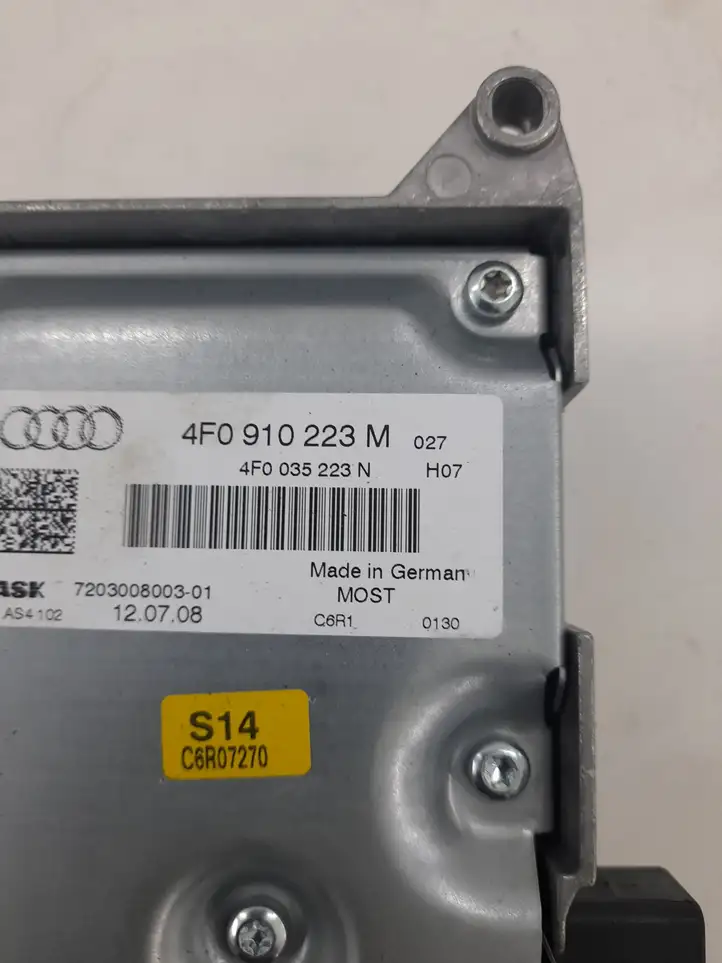Audi A6 S6 C6 4F (2004 - 2008) 4F0910223M Усилитель звука — фото 2