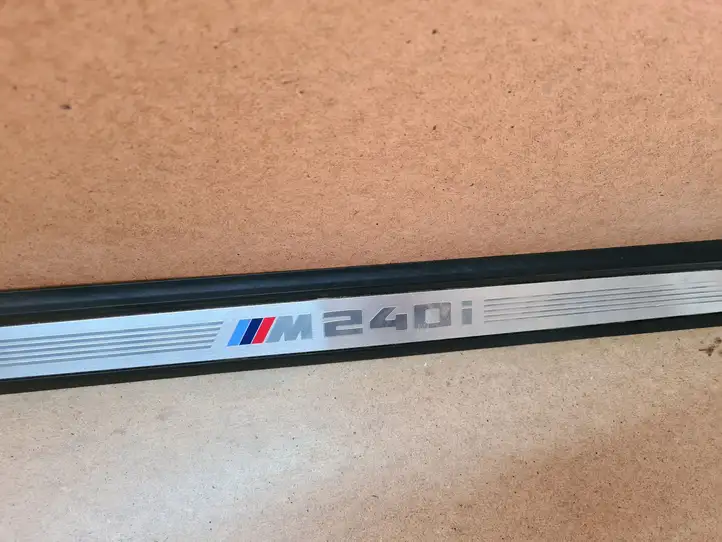 BMW 2 F22 F23 (2013 - 2017) 8067078 Внутренняя отделка переднего порога — фото 1