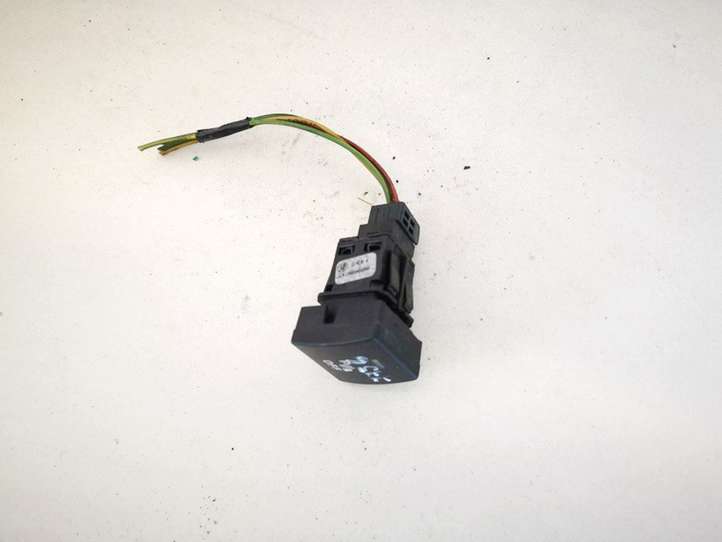 Citroen Berlingo (2008 - 2012)  96594887xt Включатель датчиков парковки