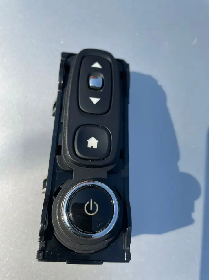 Renault Zoe (2012 - ) 253B08825R Магнитола / мультимедийная система — фото 1