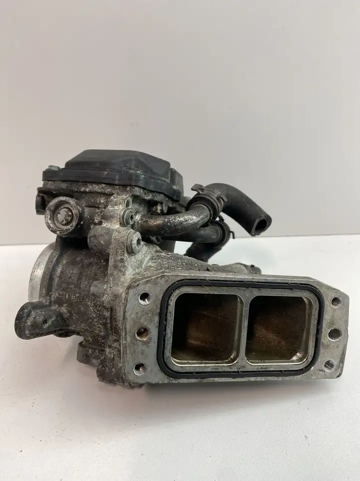 Seat Leon (5F) (2012 - 2019) 04L128063T Дроссельная заслонка — фото 3