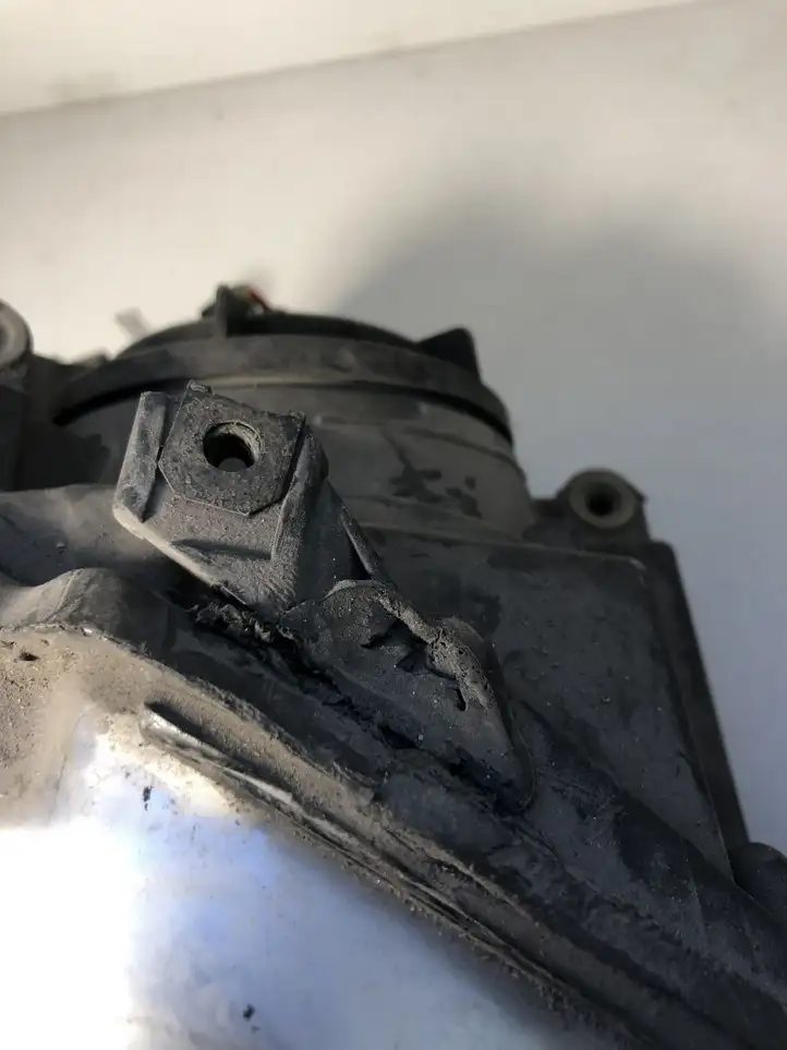 Volkswagen Golf V (2003 - 2009) 1K6941006R Передняя фара — фото 3