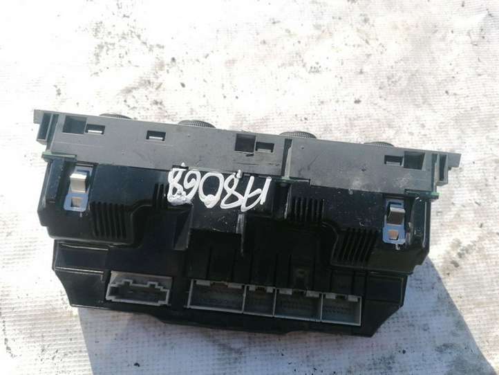Audi A6 (2004 - 2008)  4F1820043N Блок управления кондиционера воздуха / климата/ печки (в салоне)