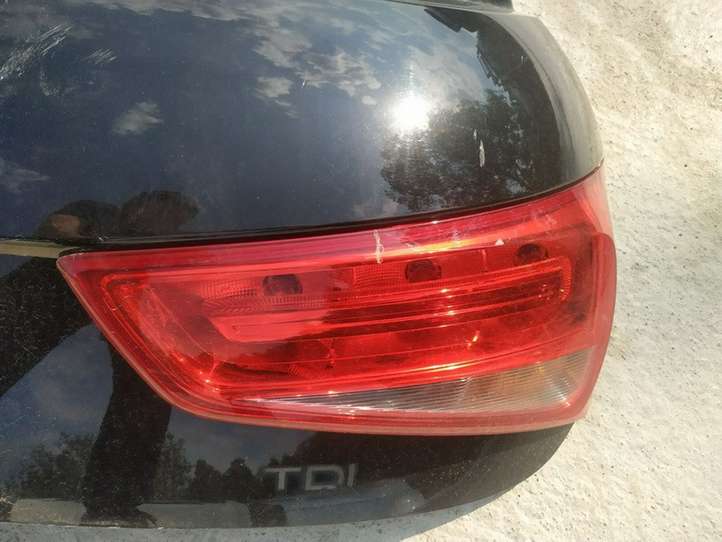 Audi A1 (2010 - 2014)   Задний фонарь в крышке багажника