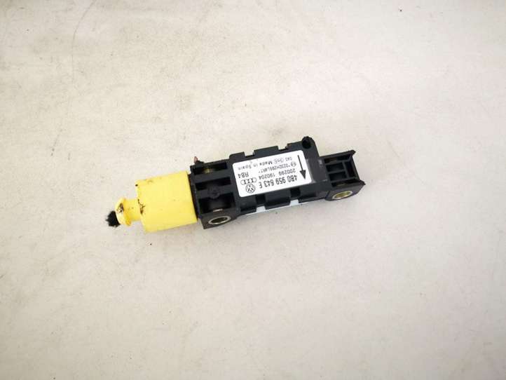 Audi A3/S3 8P (2003 - 2005)  4b0959643e Датчик удара надувных подушек