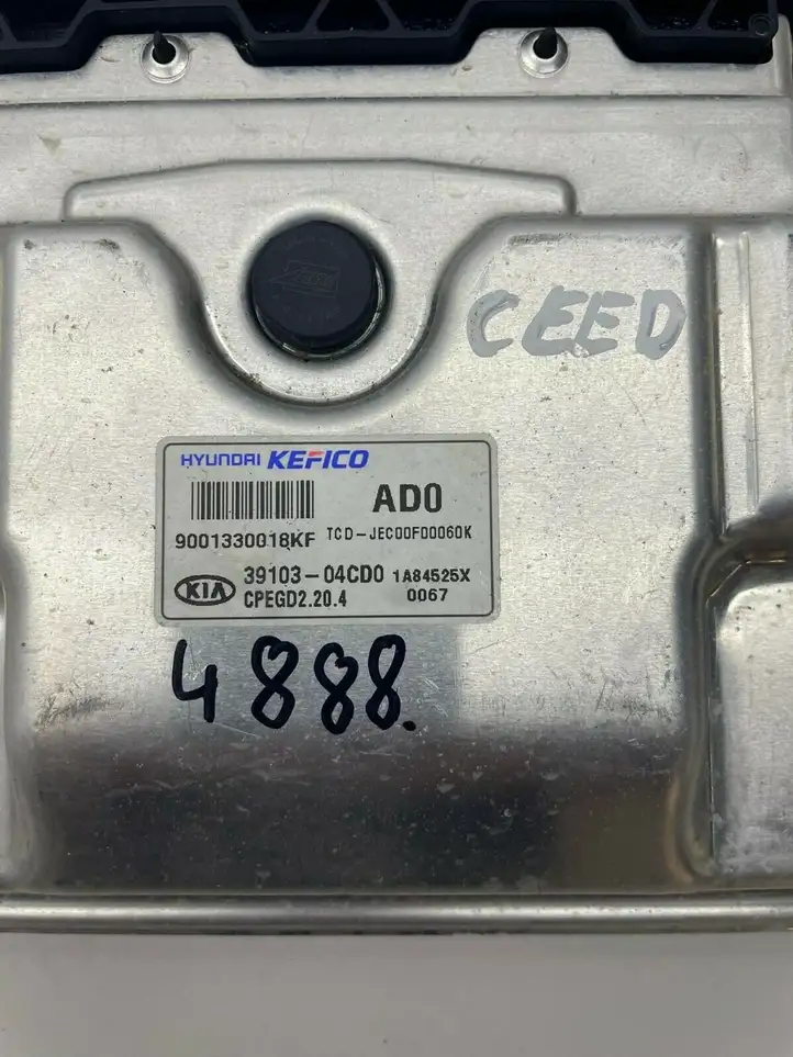 Kia Ceed (2018 - 2021) 3910304CD0 Блок управления двигателем (ЭБУ) — фото 2