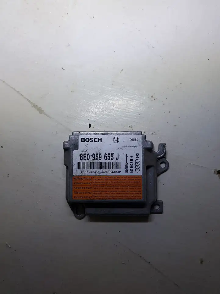 Audi A4 S4 B6 8E 8H (2000 - 2006) 8E0959655J Датчик удара SRS — фото 1