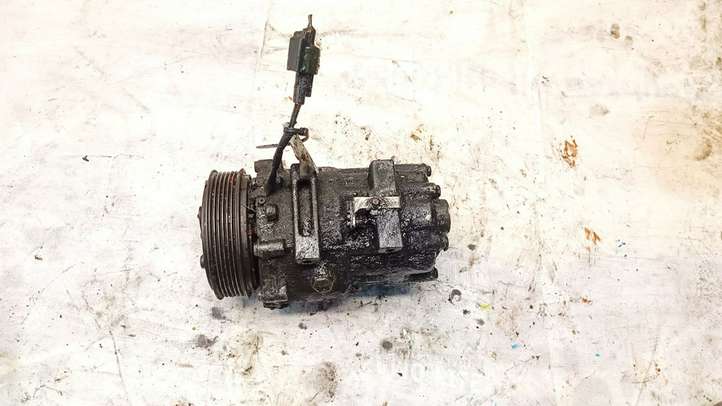 Volvo V50 (2004 - 2008)  SD7VDOS01 Компрессор (насос) кондиционера воздуха