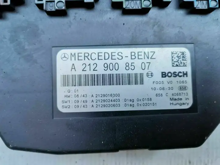 Mercedes-Benz E W212 (2009 - 2016) A2129008507 Блок предохранителей — фото 2