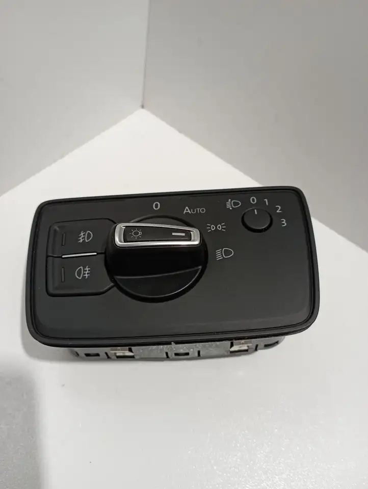 Volkswagen PASSAT B8 (2015 - ) 3G0941633 Включатель фонарей — фото 1