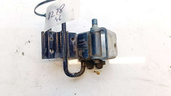 Audi A4 (2004 - 2009)  6E0833412 Нижняя петля задней двери