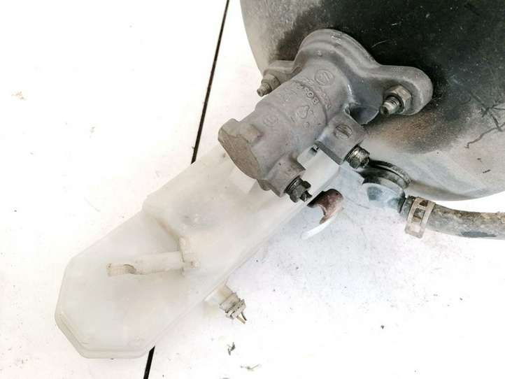 Toyota Auris 150 (2006 - 2012)  0204Y24235 Главный тормозной цилиндр