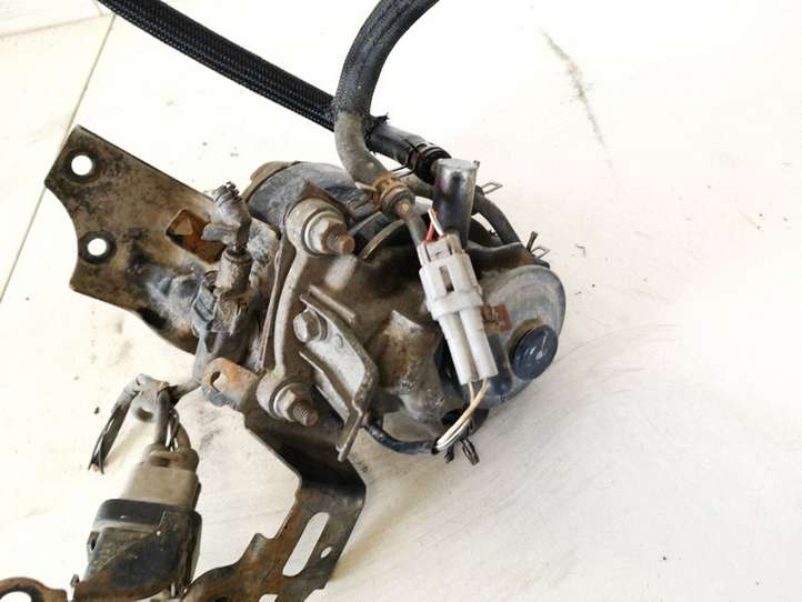Toyota Auris 150 (2006 - 2012)  2339026140 Фильтр топлива