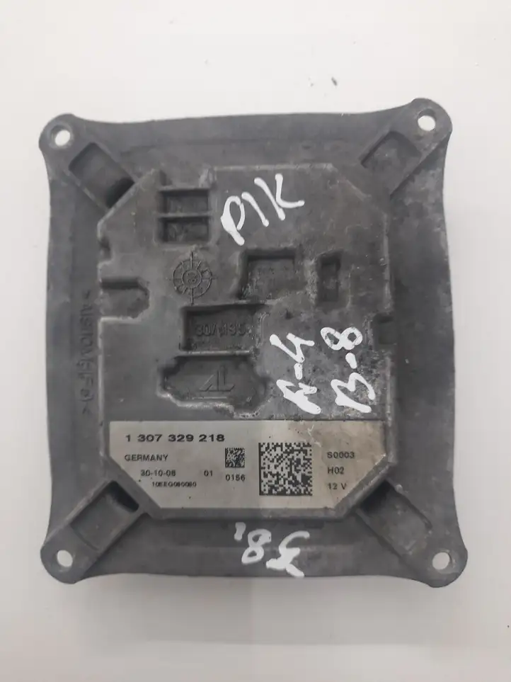 Audi A4 S4 B8 8K (2007 - 2011) 1307329218 Блок розжига ксенона — фото 1
