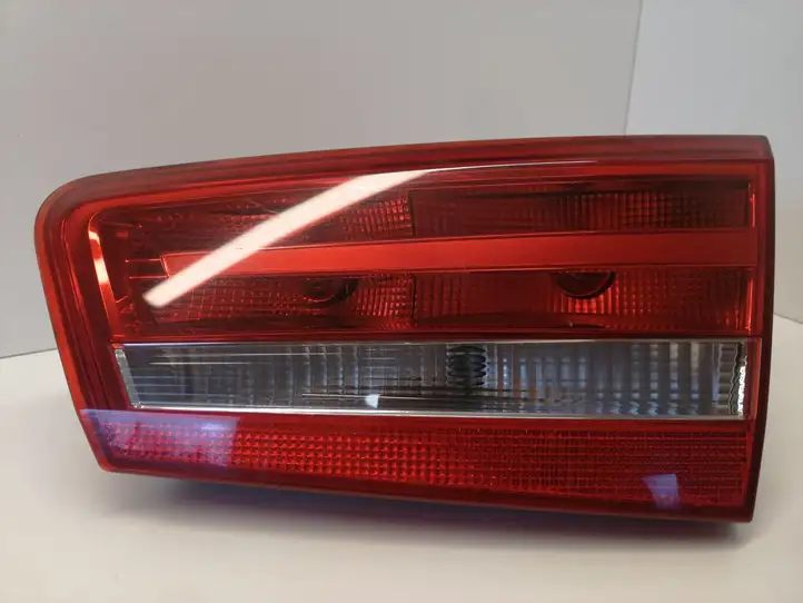 Audi A6 C7 (2011 - 2014) 4G9945094 Задний фонарь в крышке багажника — фото 1