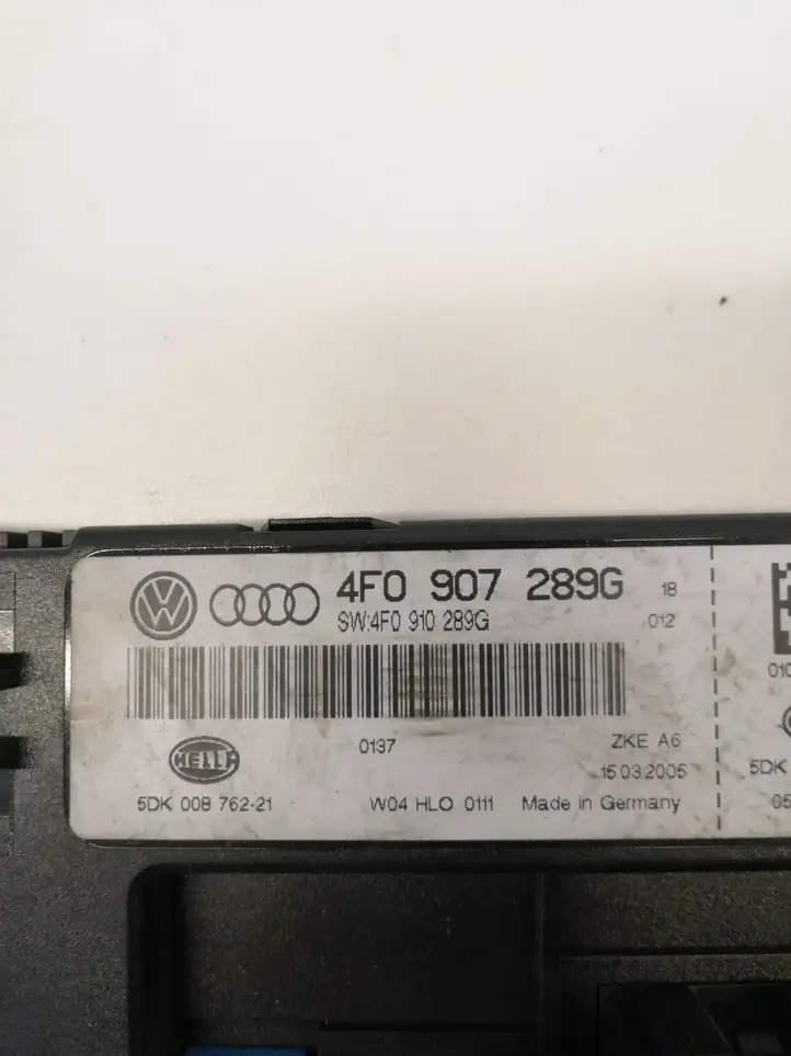 Audi A6 S6 C6 4F (2008 - 2011) 4F0907289G Блок управления светом — фото 1