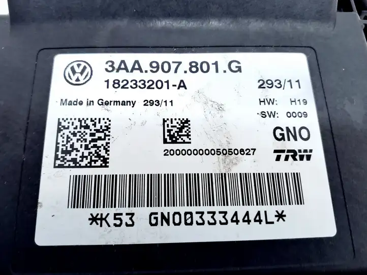 Volkswagen Sharan (2010 - 2015) 3AA907801G Блок управления стояночным тормозом (EPB) — фото 3
