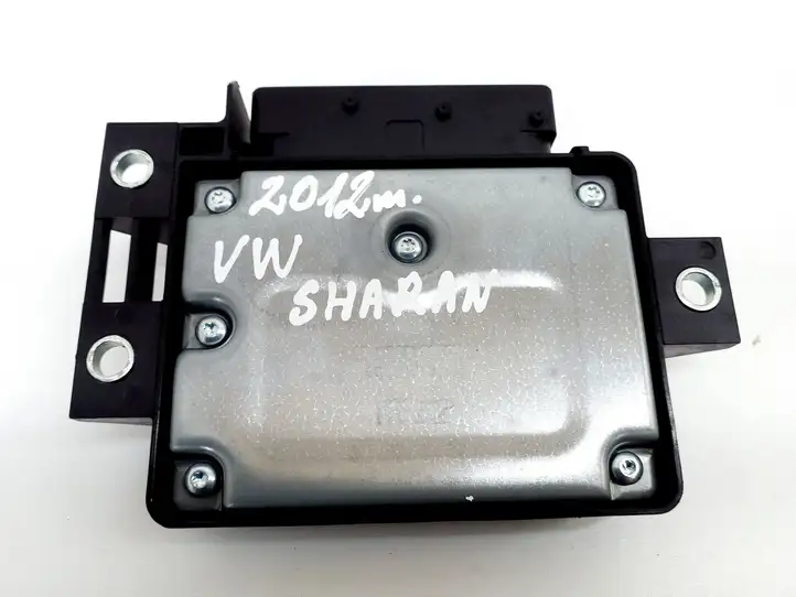 Volkswagen Sharan (2010 - 2015) 3AA907801G Блок управления стояночным тормозом (EPB) — фото 4