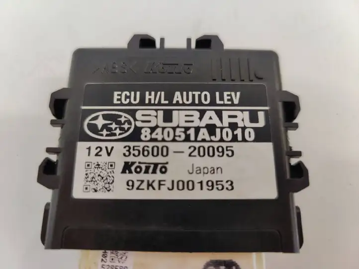Subaru Outback (2009 - 2014) 84051AJ010 Блок управления светом — фото 5