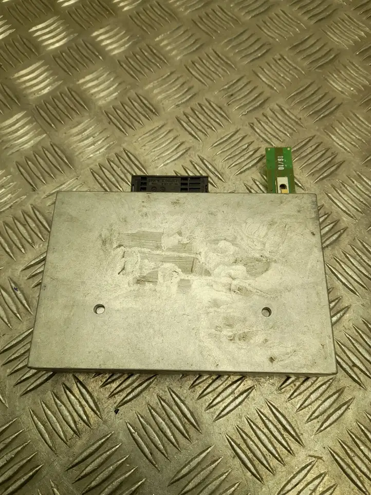 Audi A3/S3 8P (2008 - 2013)  8P1862335 Модуль «Bluetooth»