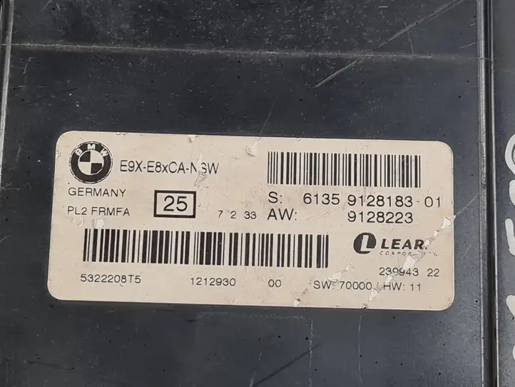 BMW 3 E90 E91 (2005 - 2012)  9128223 Модуль фонарей