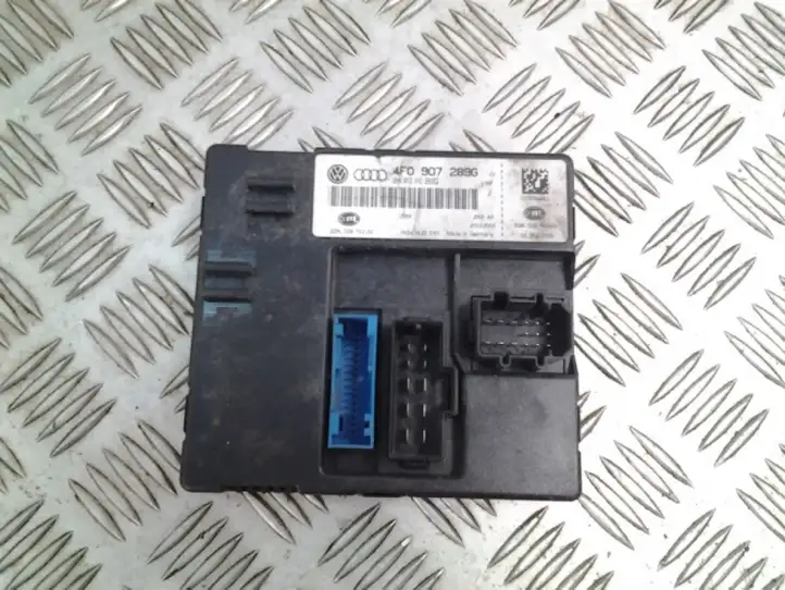 Audi A6 (2004 - 2008)  4F0907289G Модуль фонарей