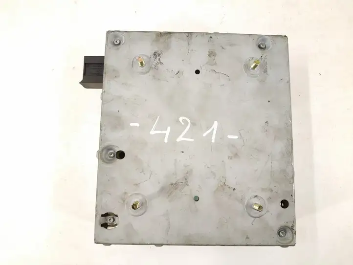 Mercedes-Benz E W211 (2002 - 2009)   Модуль управления с помощью голоса