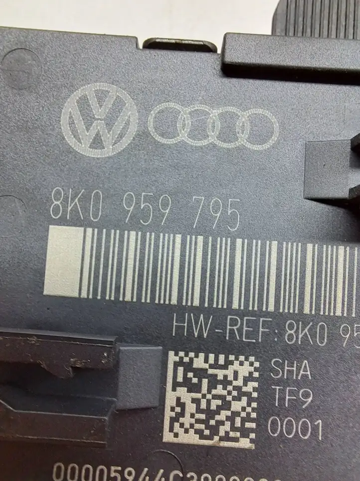 Audi A4 S4 B8 8K (2007 - 2011) 8K0959795 Блок управления дверью — фото 3