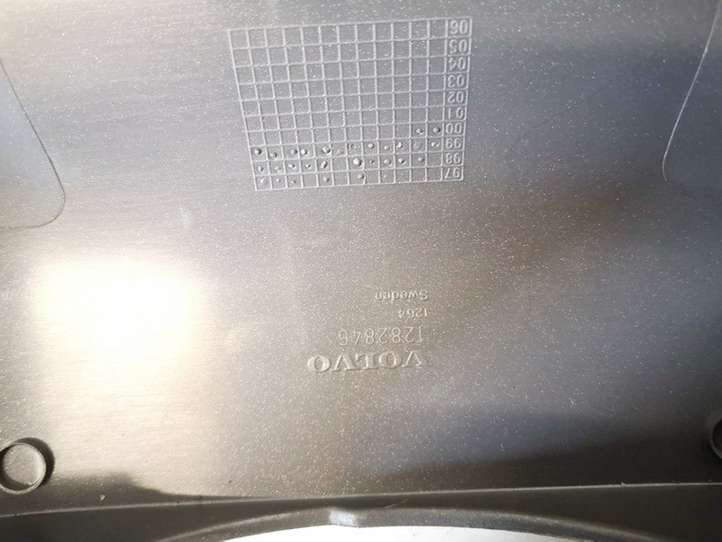 Volvo V70 (1997 - 2000)  1282846 Отделка приборного щитка