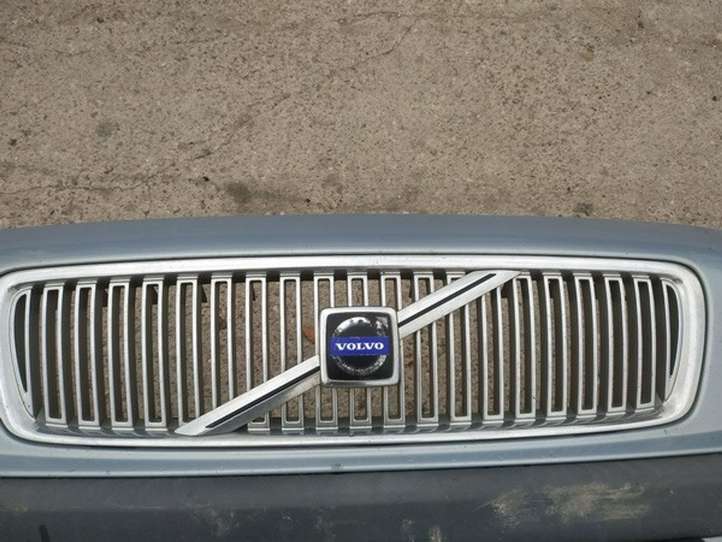 Volvo V70 (1997 - 2000)   Передняя решётка