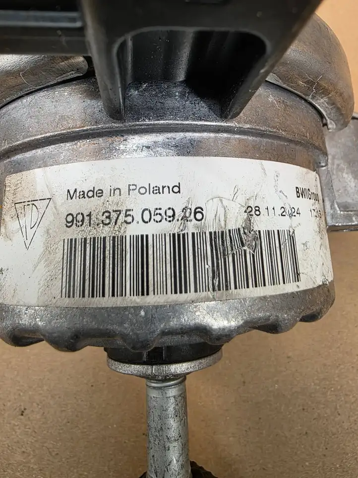 Porsche 911 991 (2011 - 2019) 99137505926 Опора двигателя — фото 3