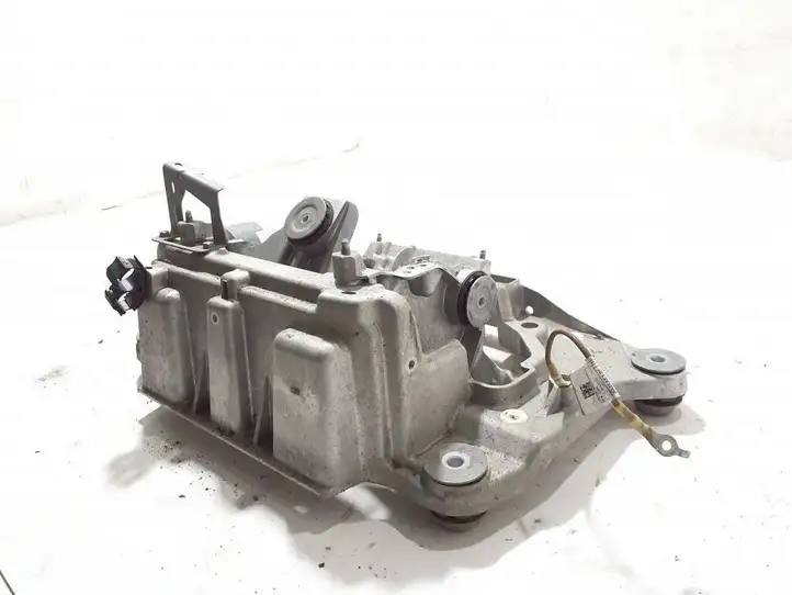 BMW 4 G22 G23 G24 G26 (2020 - ) 5A075D6 Кронштейн компрессора кондиционера воздуха — фото 2
