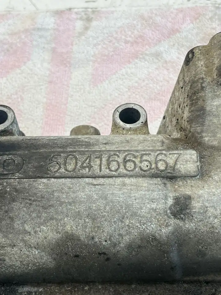 Iveco Daily Daily 4th gen (2006 - 2012) 504166567 Крышка головки блока цилиндров — фото 4