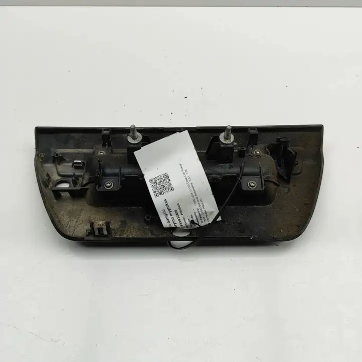 Ford F150 (2020 - ) JL349943B82K Кнопка закрытия багажника — фото 3