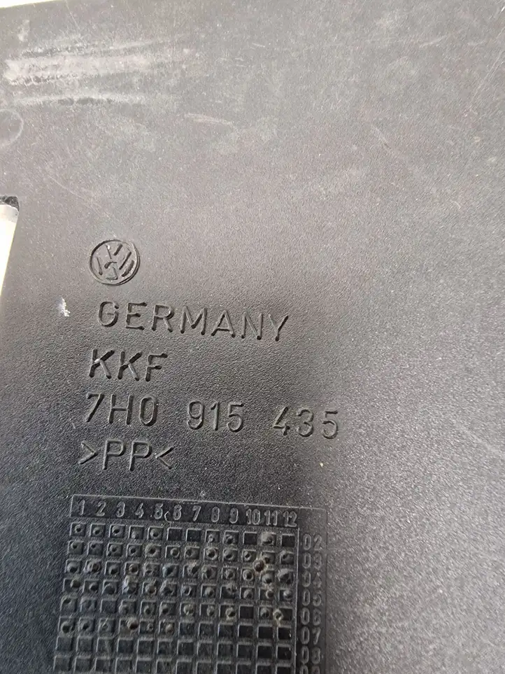Volkswagen Transporter - Caravelle T5 (2003 - 2009) 7H0915435 Перегородка аккумулятора — фото 2