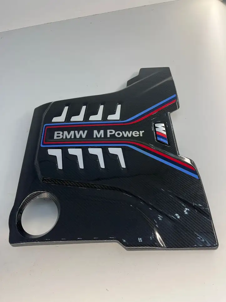 BMW M5 F90 (2017 - 2019) 109633 Крышка двигателя декоративная — фото 3