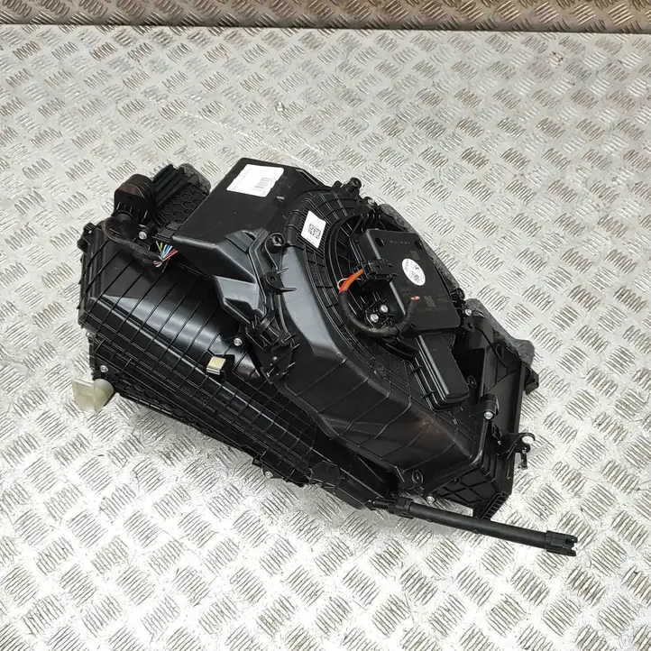 BMW (2025 - ) 4B16807 Комплект микрофильтров воздуха — фото 2