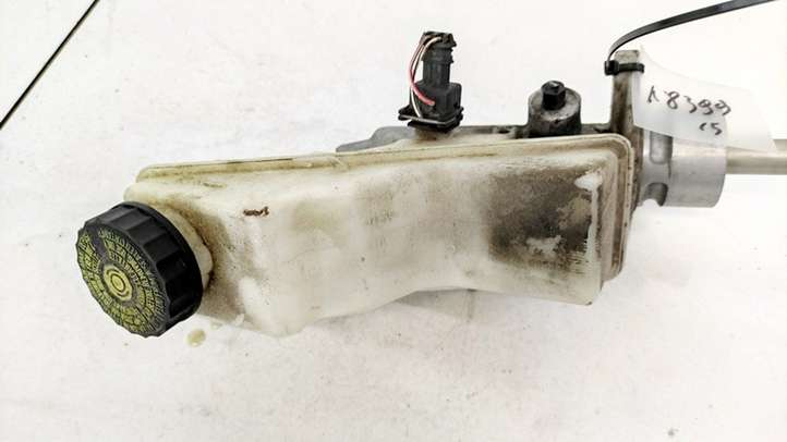 Toyota Avensis T250 (2003 - 2006)  0204251172 Расширительный бачок тормозной жидкости