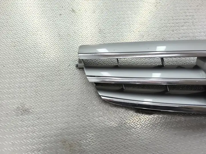 Mercedes-Benz CLK A209,C209 (2002 - 2009) A2158800283 Передняя решетка — фото 8