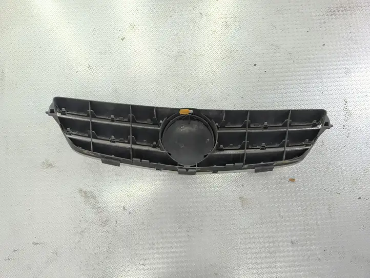 Mercedes-Benz CLK A209,C209 (2002 - 2009) A2158800283 Передняя решетка — фото 9