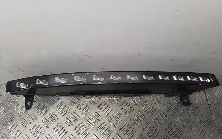 Audi Q7 4L (2005 - 2009) 4L0953042 Указатель поворота передний — фото 1