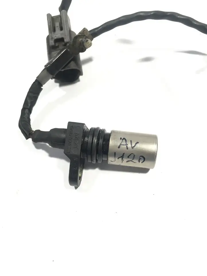 Toyota Land Cruiser (J120) (2002 - 2009) 9091905050 Датчик коленвала — фото 2