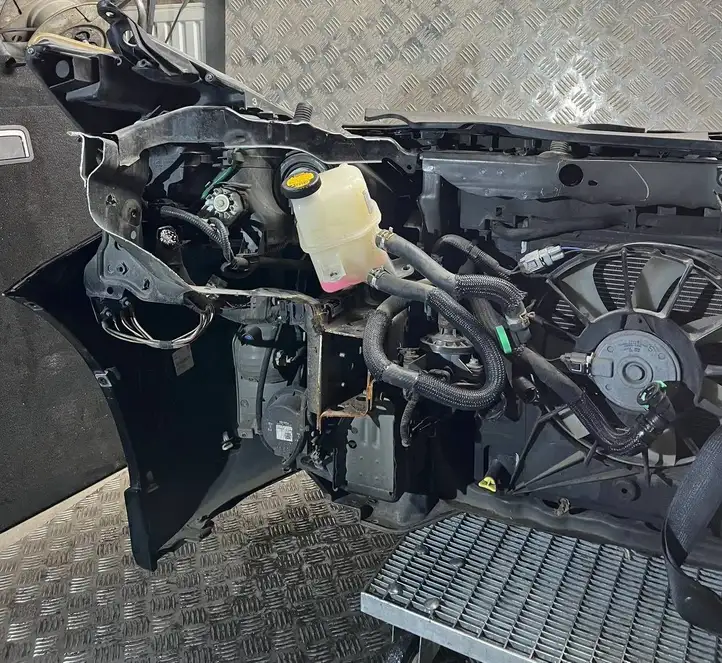 Toyota Prius+ (ZVW40) (2011 - 2018) PRIUSZVW40 Комплект переднего бампера — фото 9