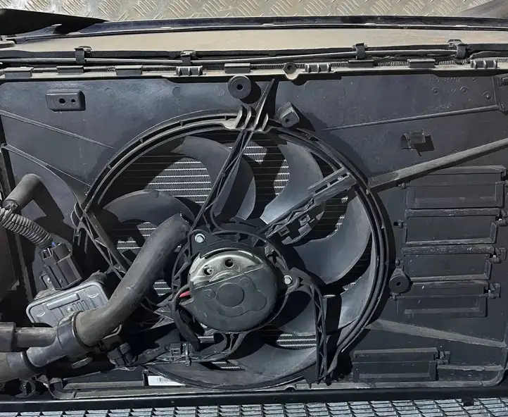 Volvo V60 (2013 - 2018) YV1FW485BC1048777 Комплект переднего бампера — фото 3