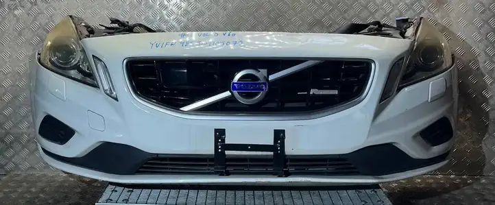 Volvo V60 (2013 - 2018) VOLVOV60 Комплект переднего бампера — фото 6