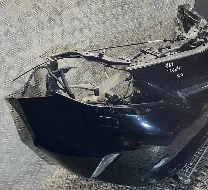 Toyota Prius+ (ZVW40) (2011 - 2018) PRIUSZVW40 Комплект переднего бампера — фото 4