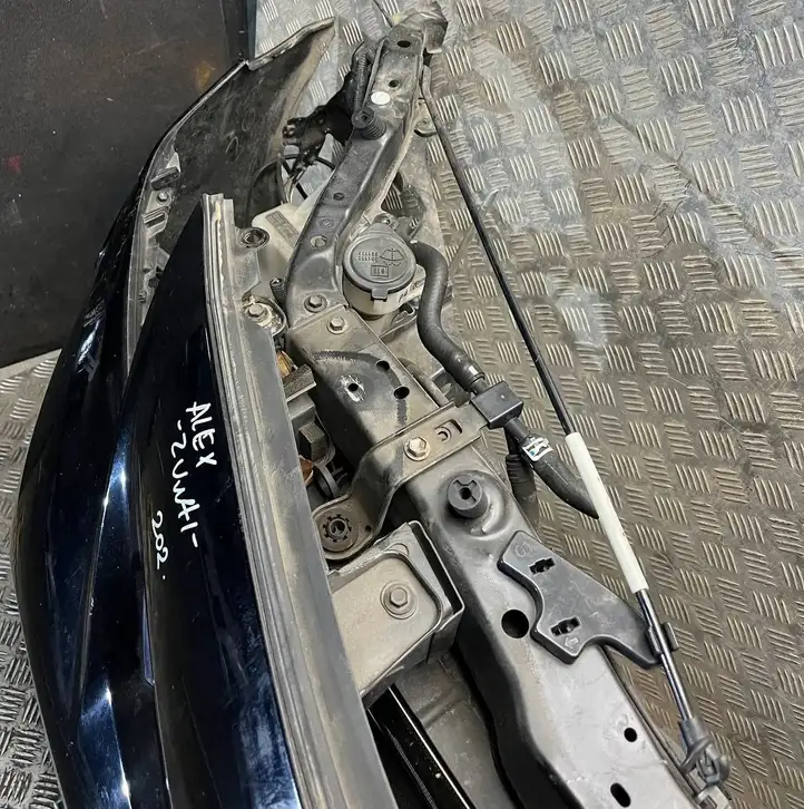 Toyota Prius+ (ZVW40) (2011 - 2018) PRIUSZVW40 Комплект переднего бампера — фото 5