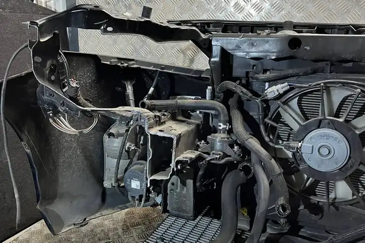 Toyota Prius+ (ZVW40) (2011 - 2018) PRIUSZVW40 Комплект переднего бампера — фото 7