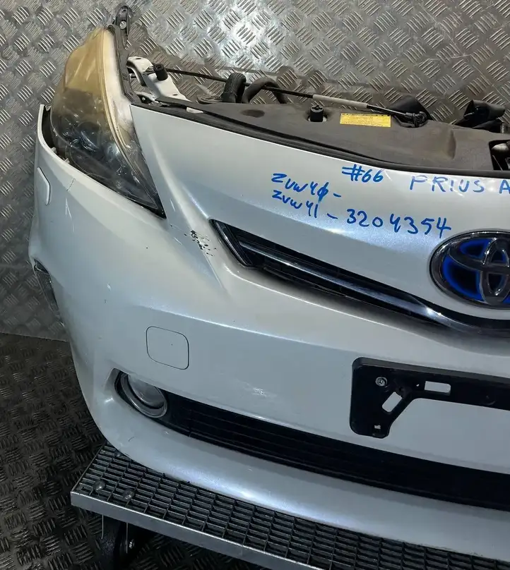 Toyota Prius+ (ZVW40) (2011 - 2018) PRIUSZVW40 Комплект переднего бампера — фото 7